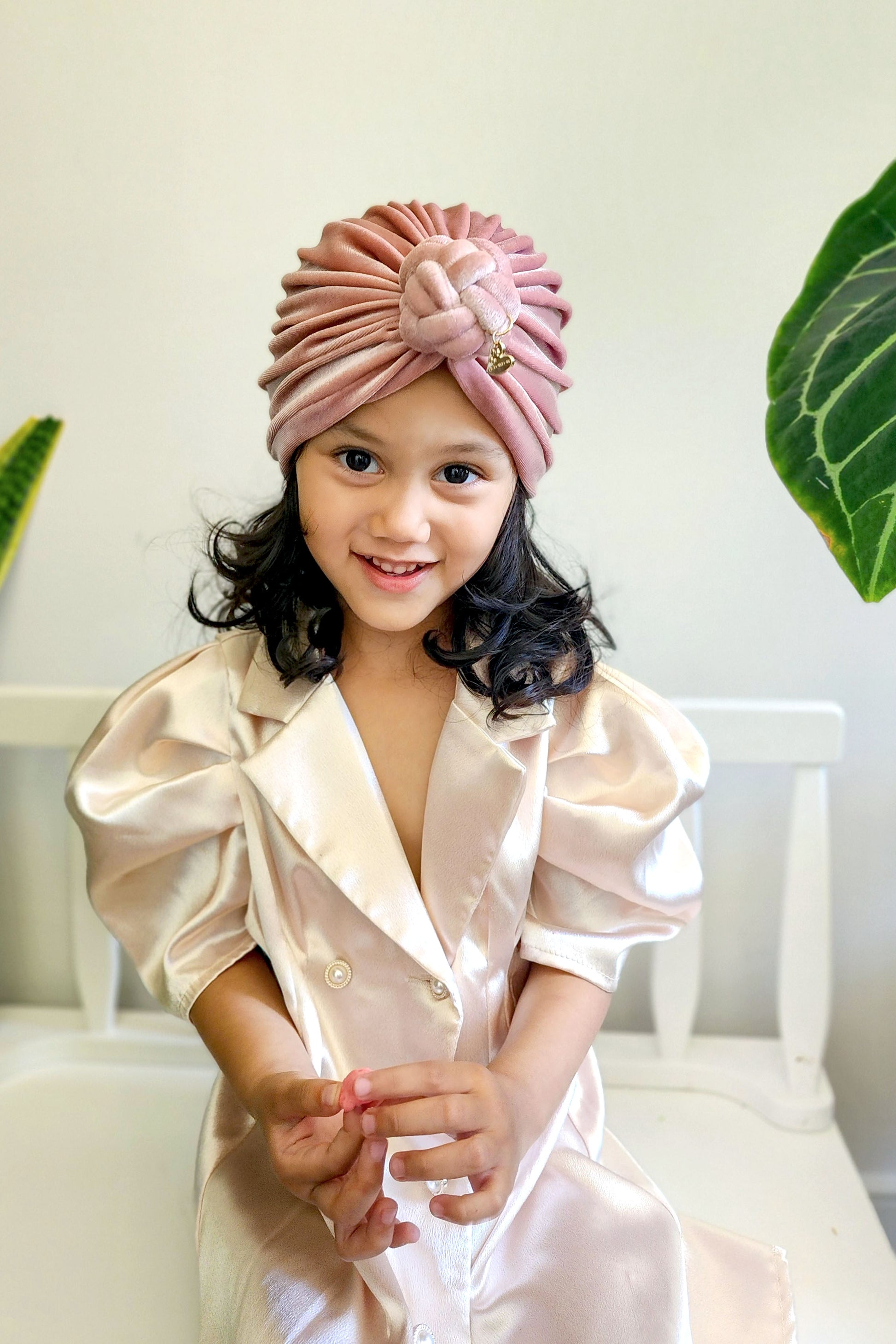 velvet turban knot for kids and baby, front view, pink color