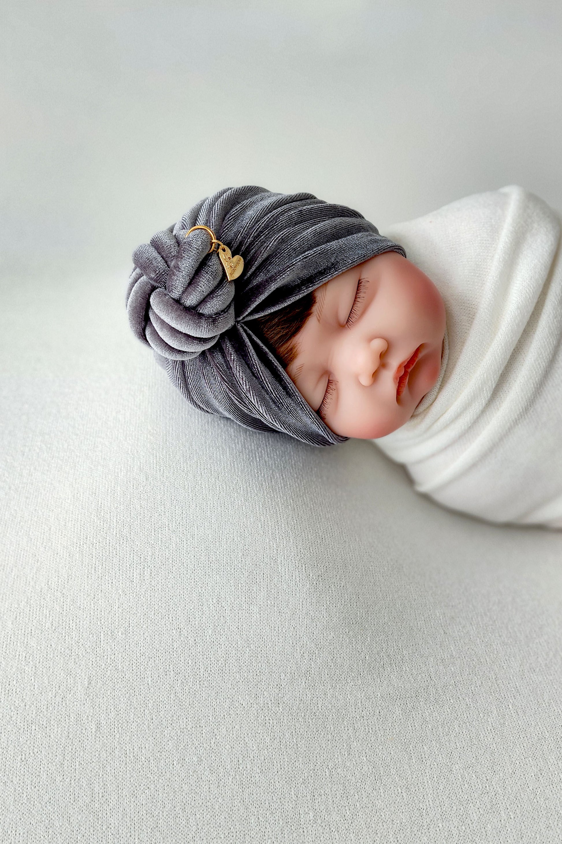 Baby girl velvet turban knot in grey color details view