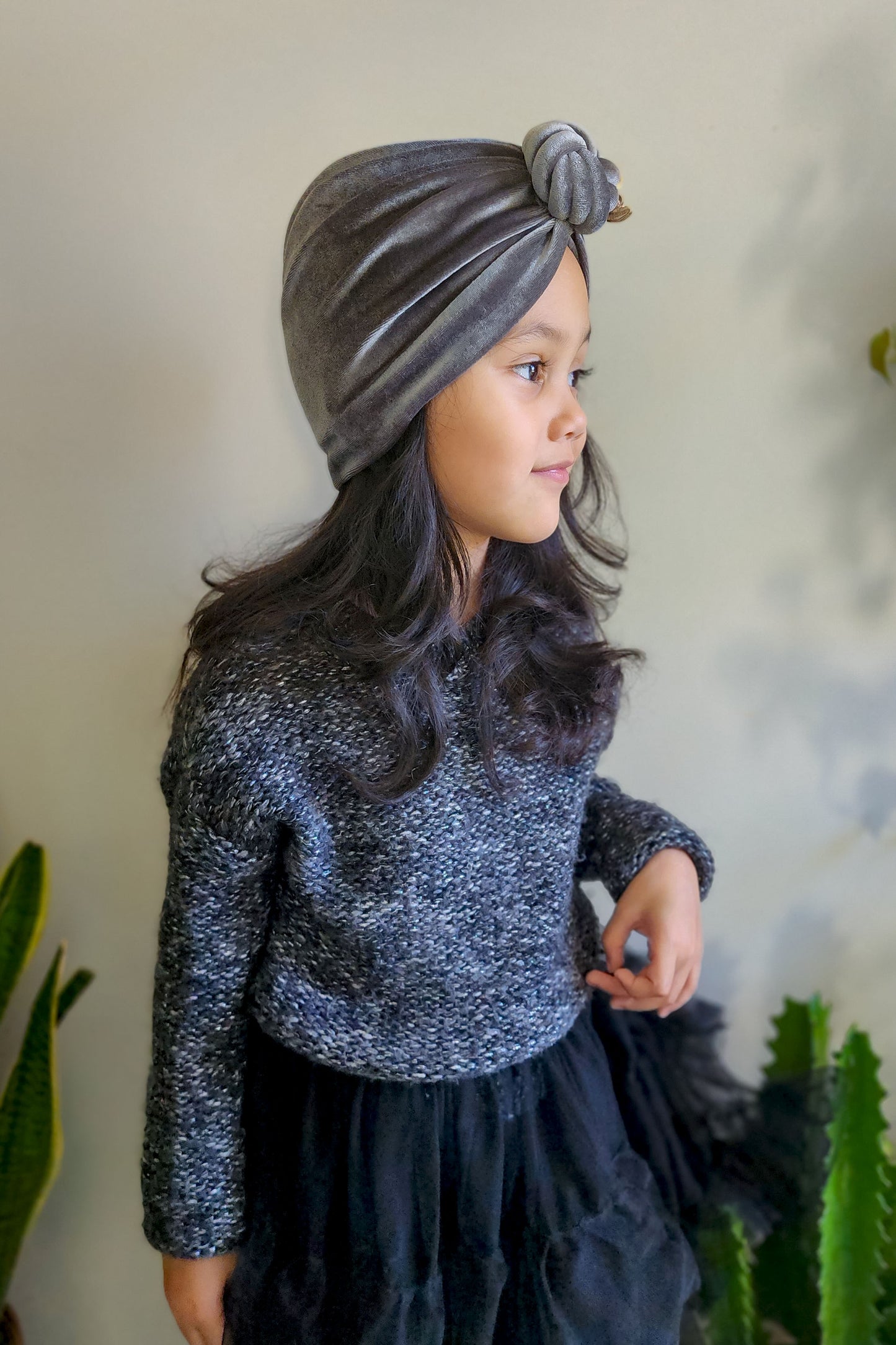 Toddler velvet turban knot in grey color side view