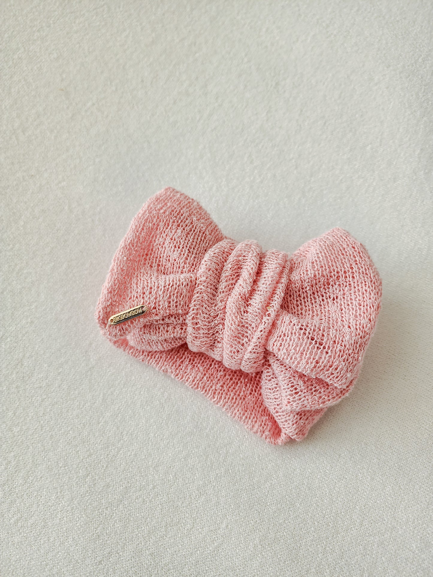 Head wrap headbands bow in pink color close-up