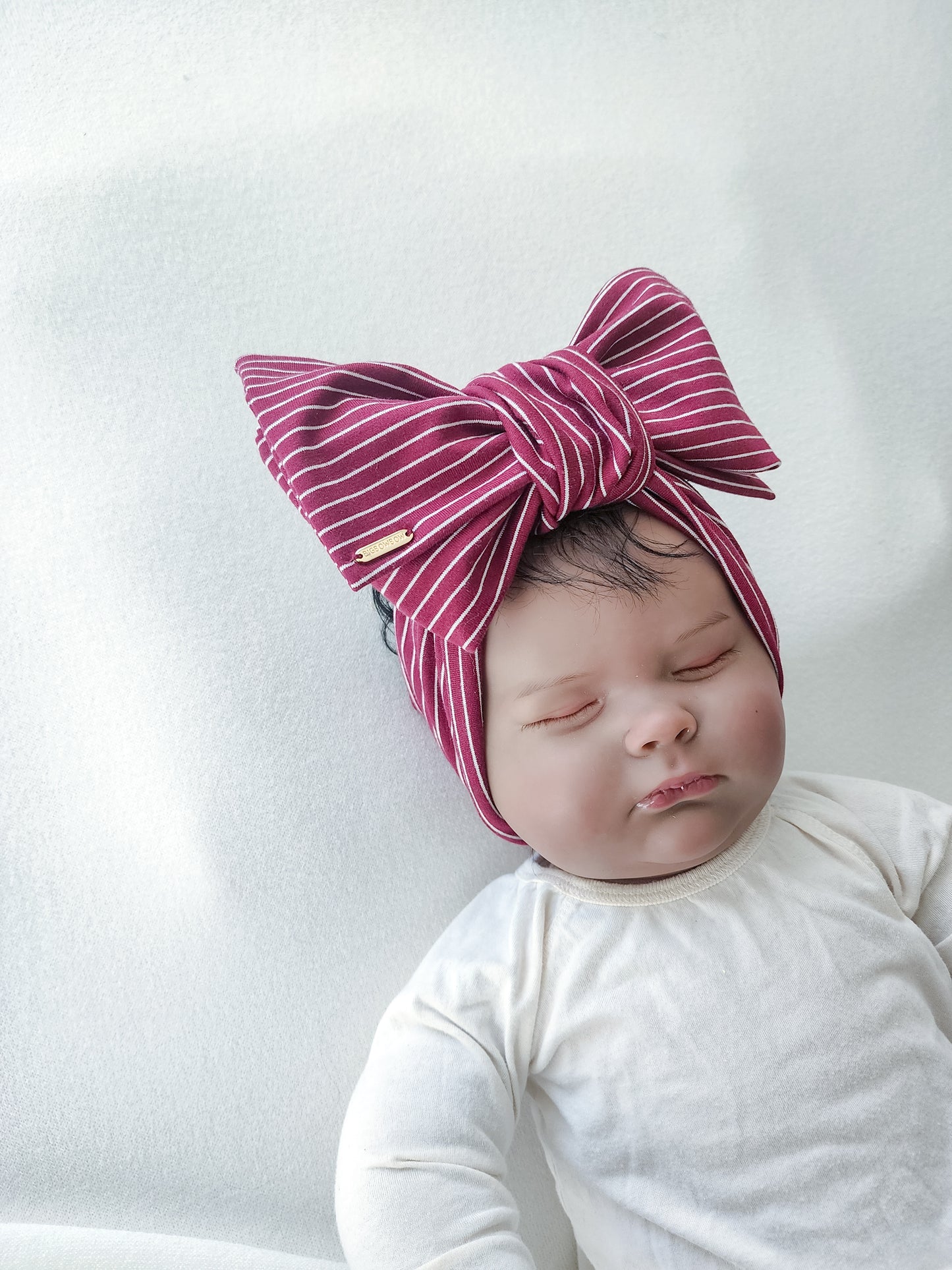 Head wrap headbands bow in small stripe white and burgundy front view