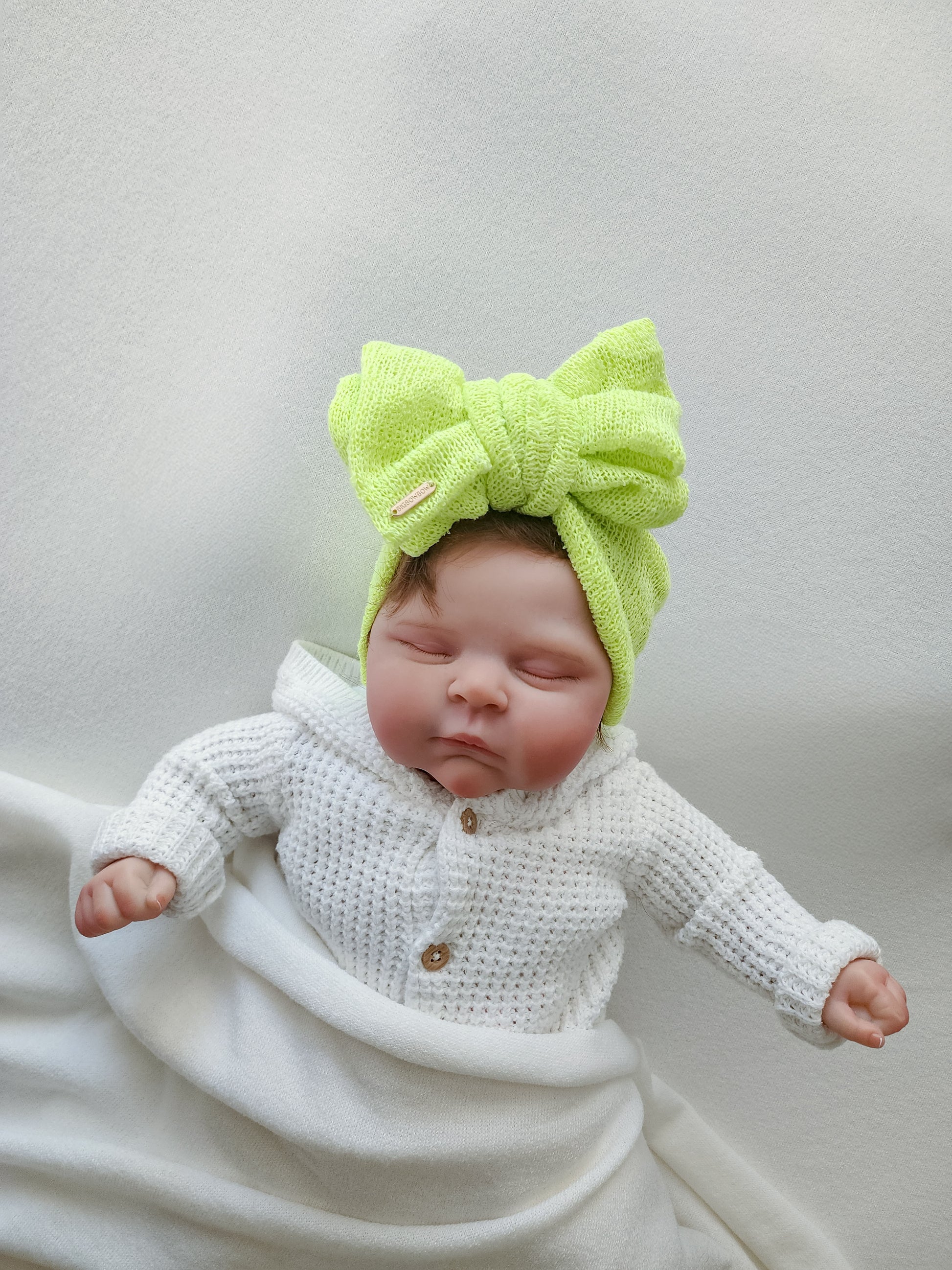 Head wrap headbands bow in neon green close-up