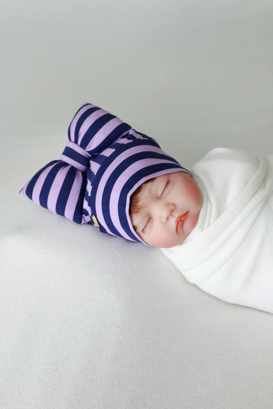 Beanie bow or slouchy beanie hat front view